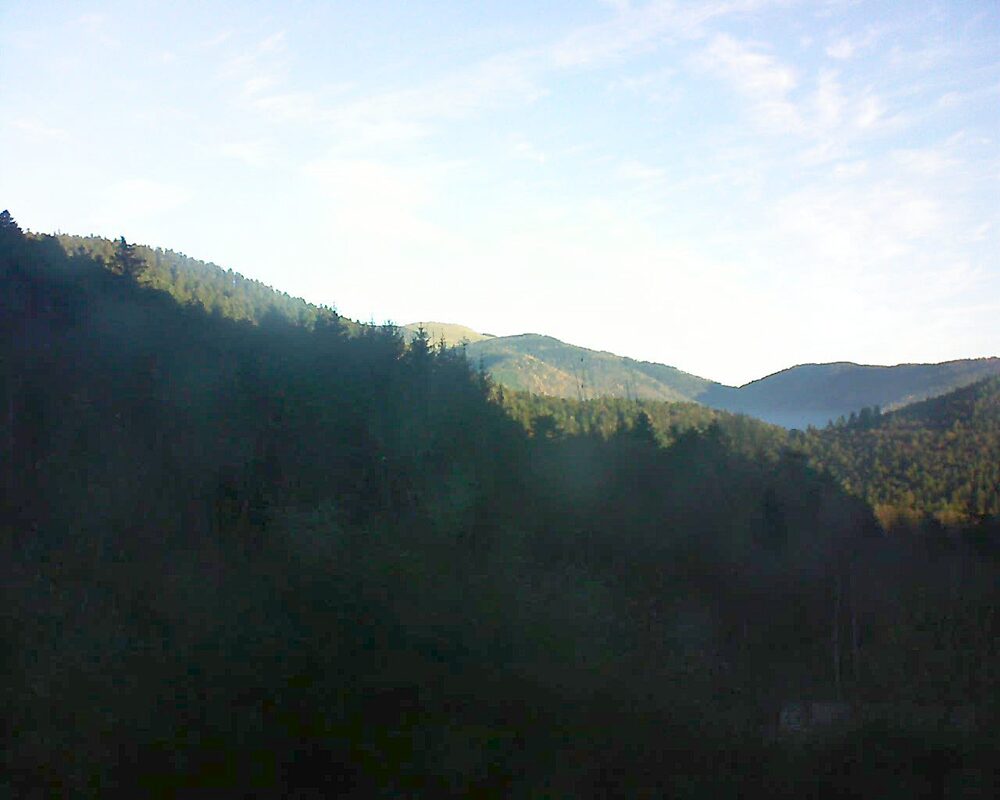 Le petit ballon vu depuis le Domaine Langmatt à Murbach le 30.11.2024 à 08:45 Le petit ballon (Alsace, Vosges) le 30.11.2024 à 08:45