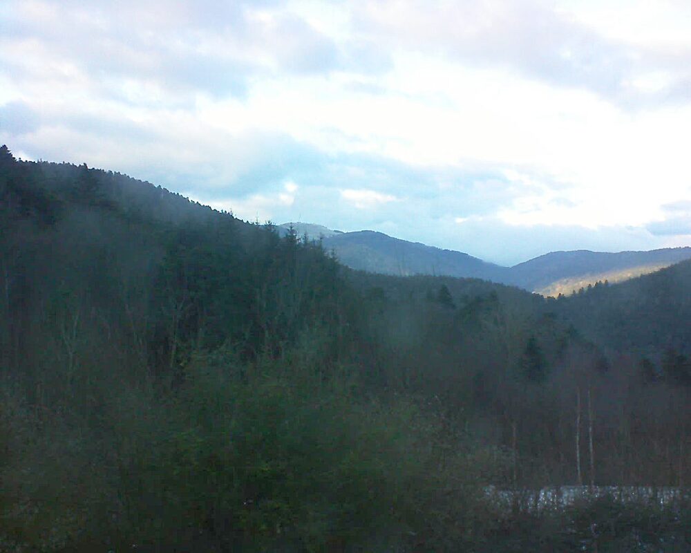 Le petit ballon vu depuis le Domaine Langmatt à Murbach le 11.01.2025 à 16:15 Le petit ballon (Alsace, Vosges) le 11.01.2025 à 16:15