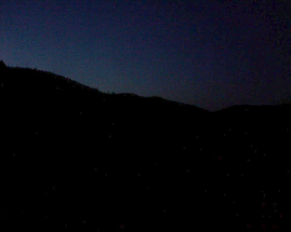 Le petit ballon vu depuis le Domaine Langmatt à Murbach le 06.04.2025 à 20:45 Le petit ballon (Alsace, Vosges) le 06.04.2025 à 20:45