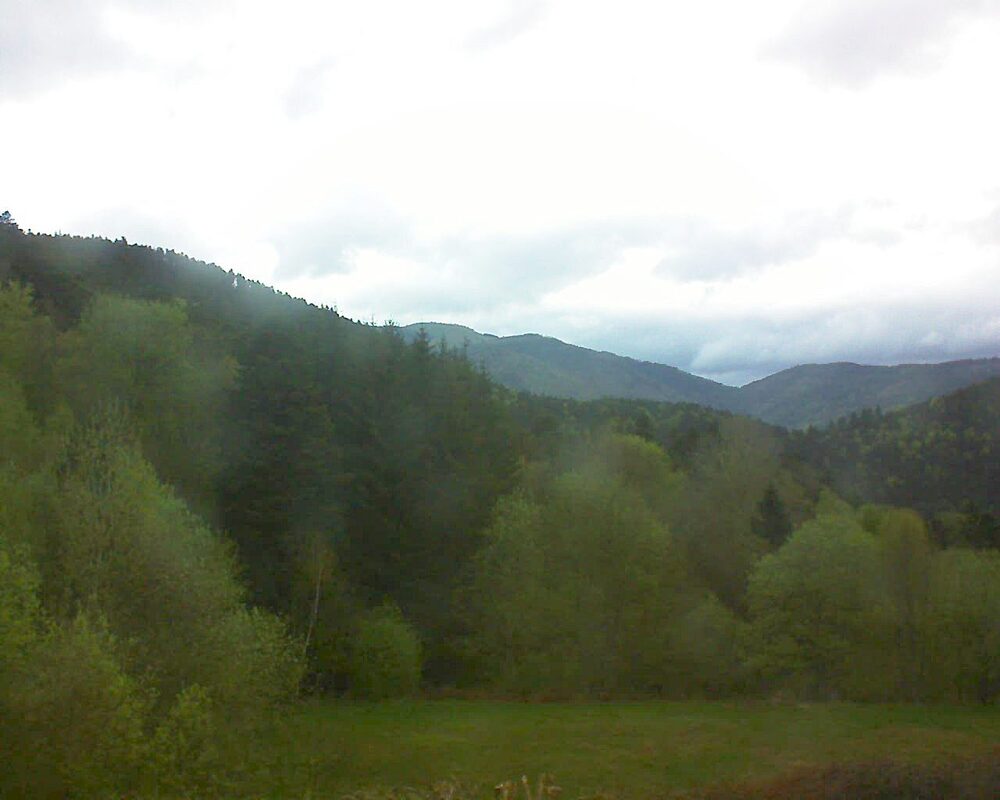 Le petit ballon vu depuis le Domaine Langmatt à Murbach le 23.04.2025 à 20:15 Le petit ballon (Alsace, Vosges) le 23.04.2025 à 20:15