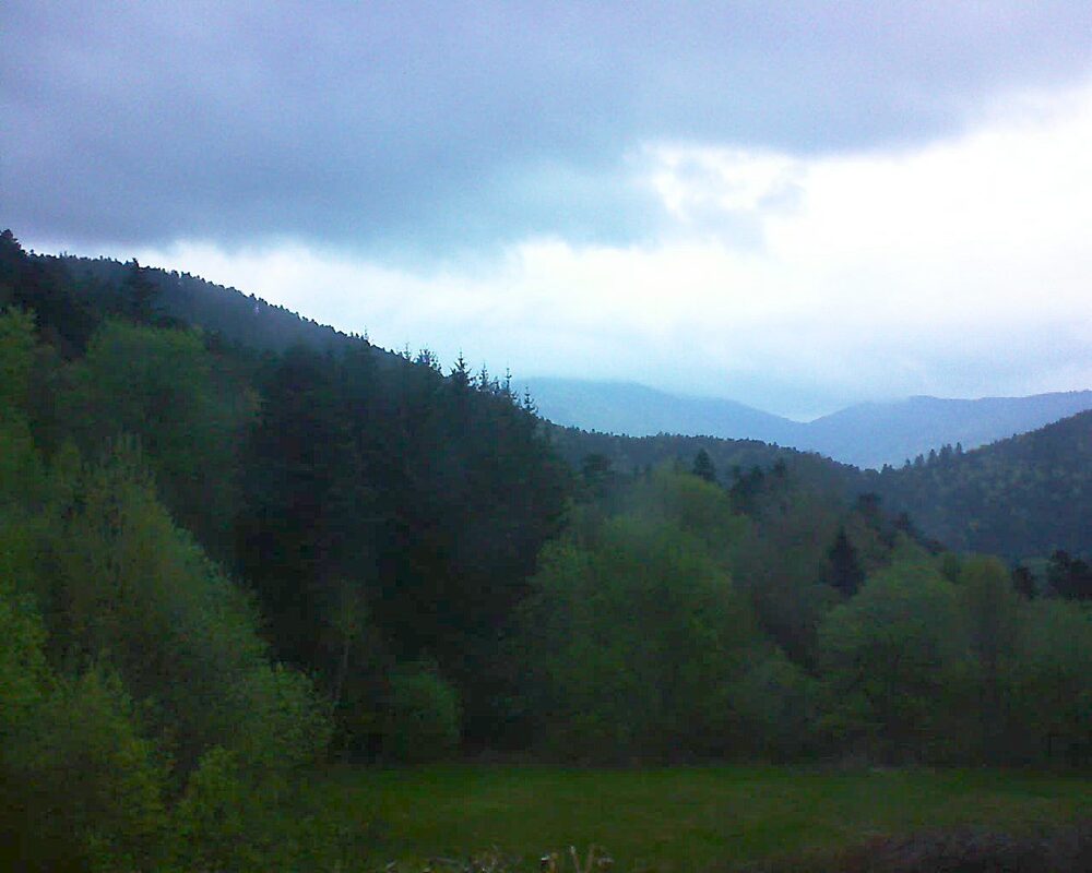Le petit ballon vu depuis le Domaine Langmatt à Murbach le 26.04.2025 à 20:15 Le petit ballon (Alsace, Vosges) le 26.04.2025 à 20:15