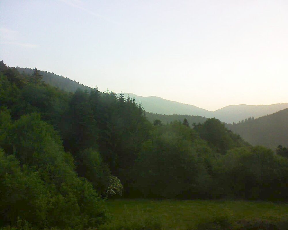 Le petit ballon vu depuis le Domaine Langmatt à Murbach le 11.06.2025 à 06:15 Le petit ballon (Alsace, Vosges) le 11.06.2025 à 06:15