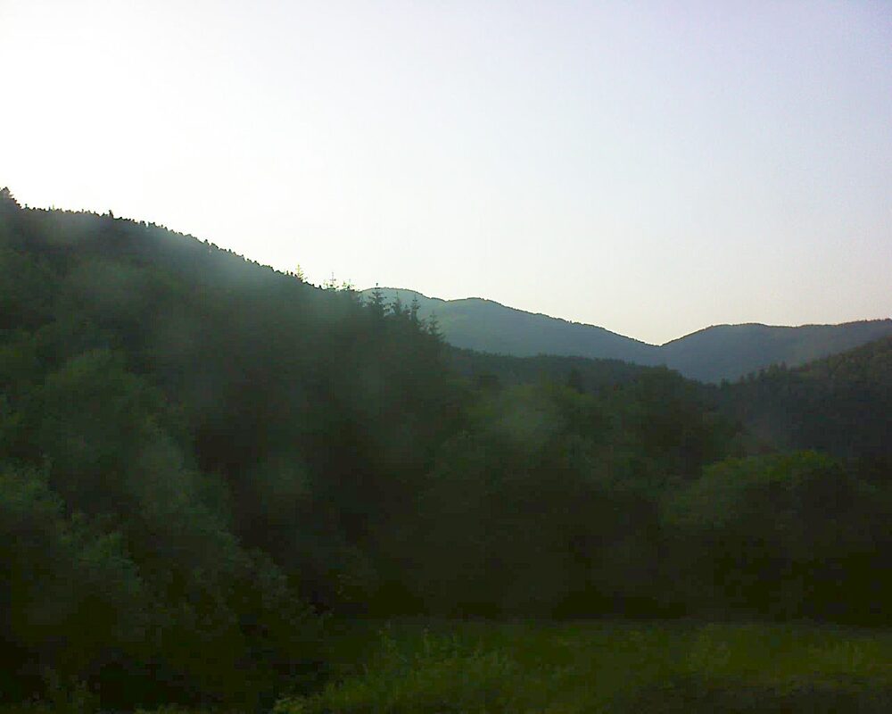 Le petit ballon vu depuis le Domaine Langmatt à Murbach le 16.06.2025 à 20:30 Le petit ballon (Alsace, Vosges) le 16.06.2025 à 20:30