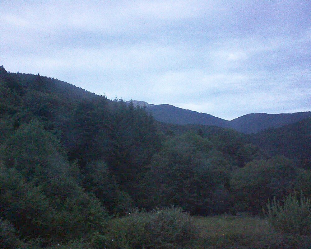 Le petit ballon vu depuis le Domaine Langmatt à Murbach le 02.09.2025 à 20:15 Le petit ballon (Alsace, Vosges) le 02.09.2025 à 20:15