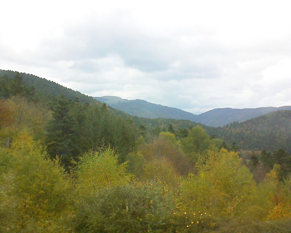 Le petit ballon vu depuis le Domaine Langmatt à Murbach le 21.10.2017 à 15:15 Le petit ballon (Alsace, Vosges) le 21.10.2017 à 15:15