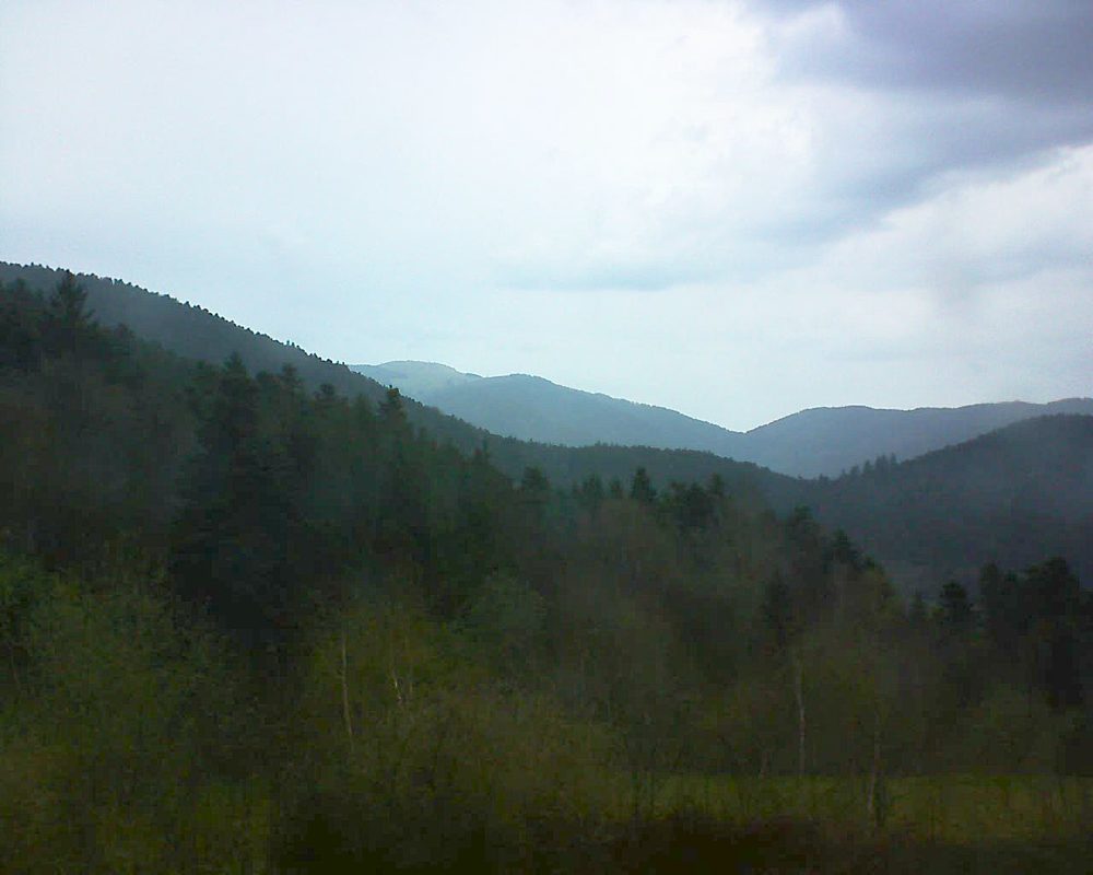 Le petit ballon vu depuis le Domaine Langmatt à Murbach le 15.04.2018 à 19:30 Le petit ballon (Alsace, Vosges) le 15.04.2018 à 19:30
