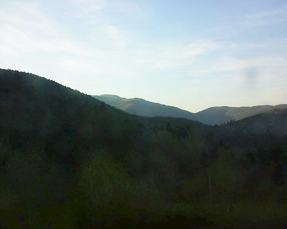 Le petit ballon vu depuis le Domaine Langmatt à Murbach le 17.04.2018 à 19:30 Le petit ballon (Alsace, Vosges) le 17.04.2018 à 19:30