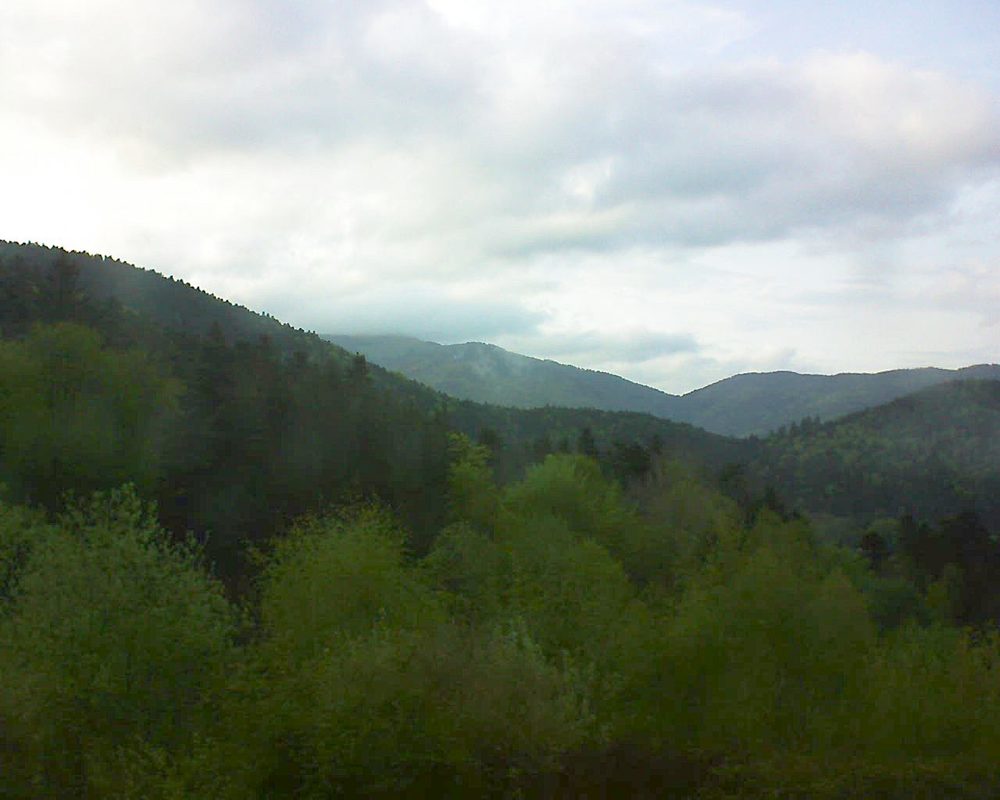 Le petit ballon vu depuis le Domaine Langmatt à Murbach le 23.04.2018 à 19:30 Le petit ballon (Alsace, Vosges) le 23.04.2018 à 19:30