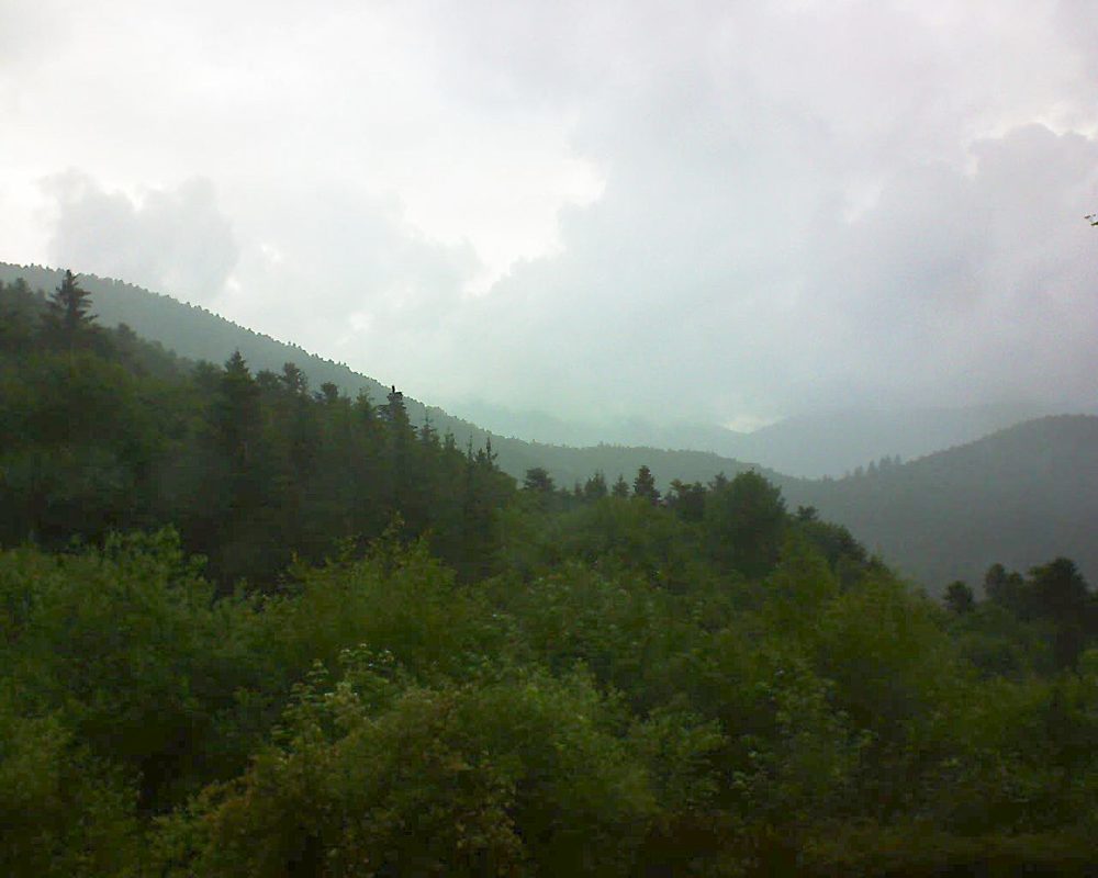 Le petit ballon vu depuis le Domaine Langmatt à Murbach le 07.06.2018 à 12:00 Le petit ballon (Alsace, Vosges) le 07.06.2018 à 12:00