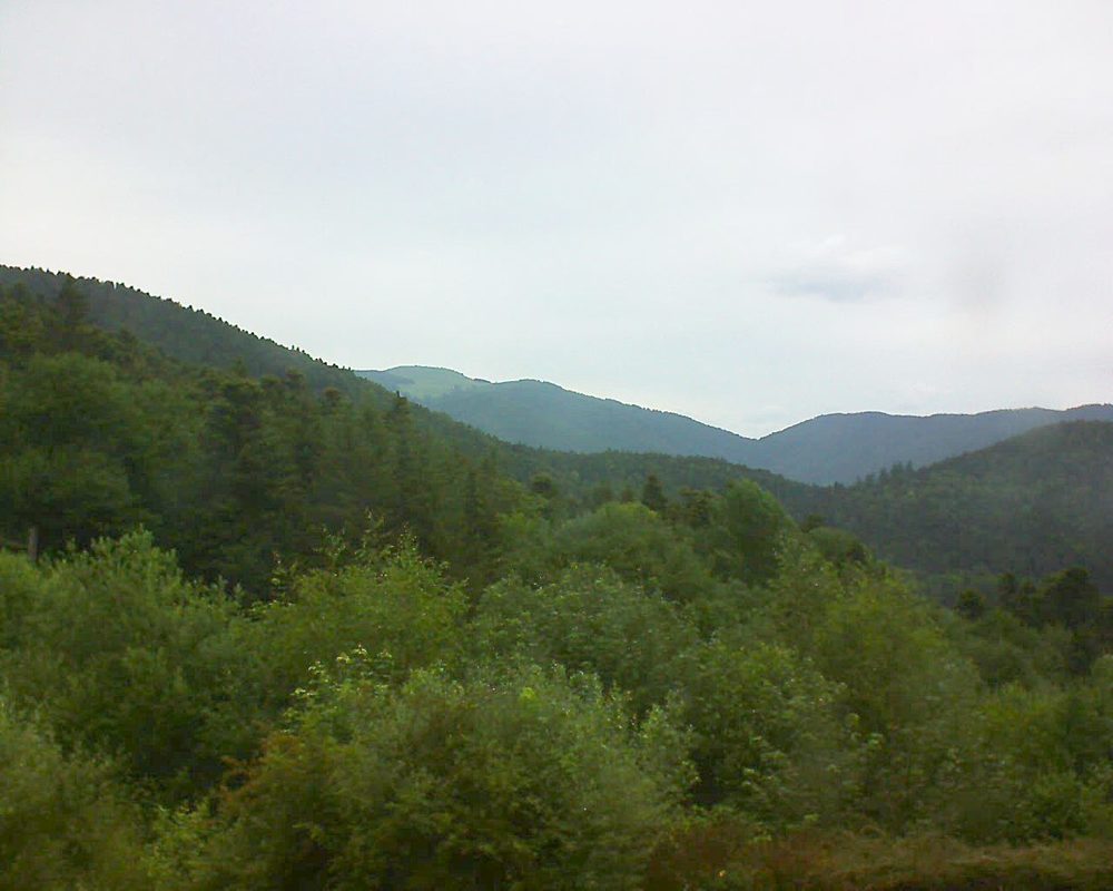 Le petit ballon vu depuis le Domaine Langmatt à Murbach le 17.06.2018 à 17:45 Le petit ballon (Alsace, Vosges) le 17.06.2018 à 17:45