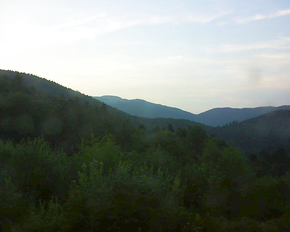 Le petit ballon vu depuis le Domaine Langmatt à Murbach le 18.07.2018 à 21:00 Le petit ballon (Alsace, Vosges) le 18.07.2018 à 21:00