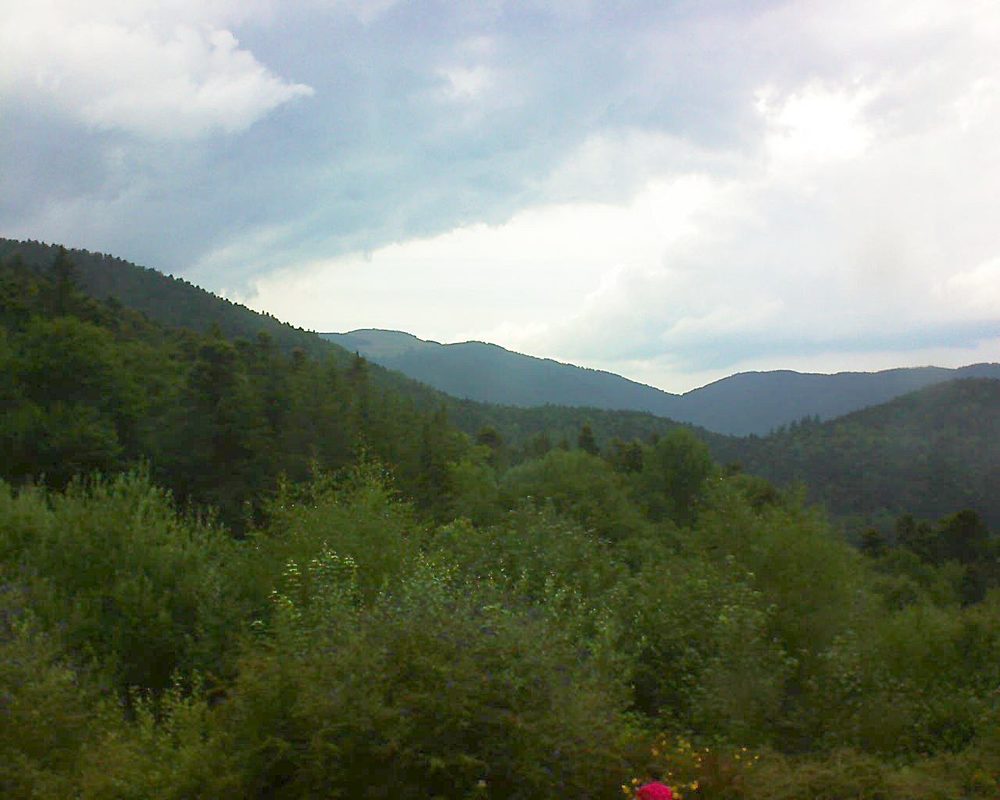 Le petit ballon vu depuis le Domaine Langmatt à Murbach le 20.07.2018 à 17:45 Le petit ballon (Alsace, Vosges) le 20.07.2018 à 17:45