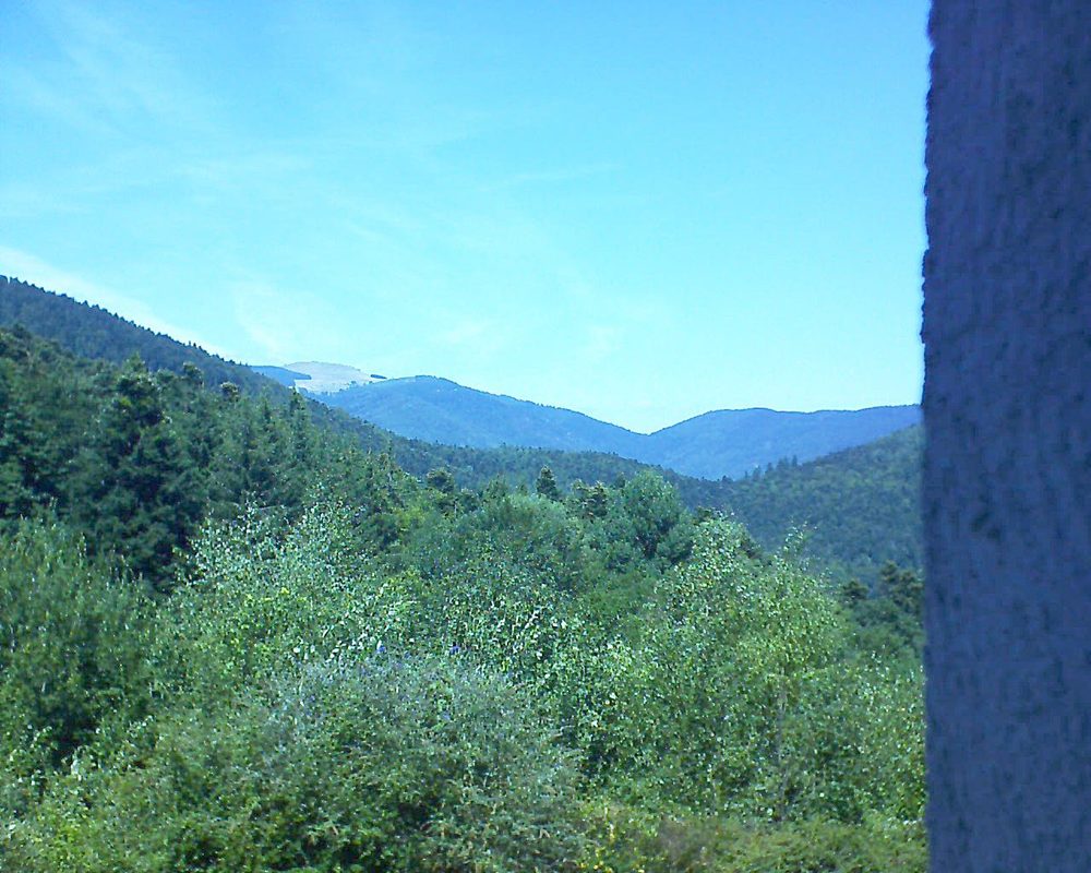 Le petit ballon vu depuis le Domaine Langmatt à Murbach le 16.08.2018 à 13:45 Le petit ballon (Alsace, Vosges) le 16.08.2018 à 13:45