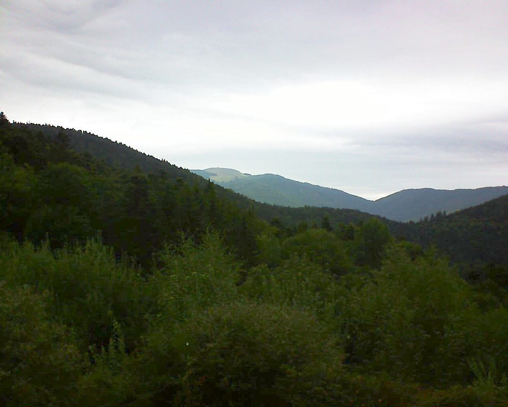 Le petit ballon vu depuis le Domaine Langmatt à Murbach le 02.09.2018 à 11:00 Le petit ballon (Alsace, Vosges) le 02.09.2018 à 11:00