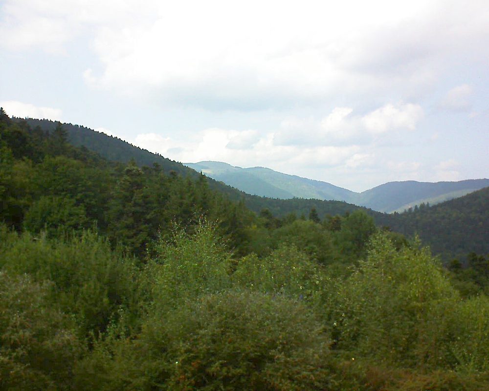 Le petit ballon vu depuis le Domaine Langmatt à Murbach le 05.09.2018 à 14:45 Le petit ballon (Alsace, Vosges) le 05.09.2018 à 14:45