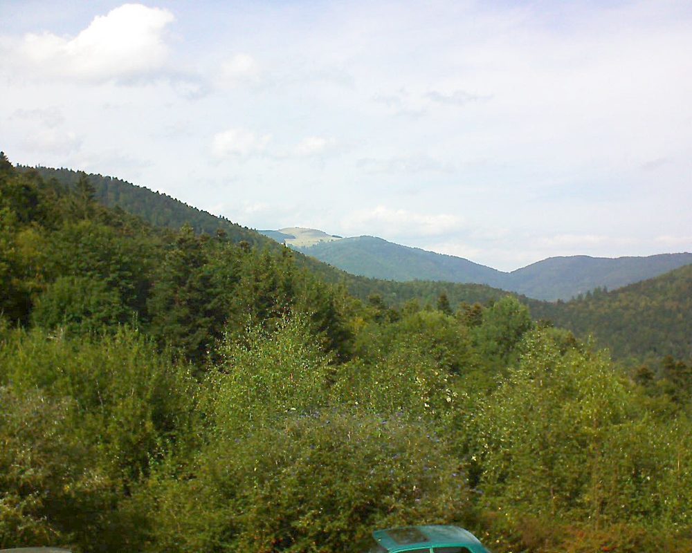 Le petit ballon vu depuis le Domaine Langmatt à Murbach le 16.09.2018 à 14:45 Le petit ballon (Alsace, Vosges) le 16.09.2018 à 14:45