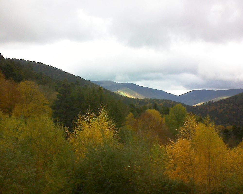 Le petit ballon vu depuis le Domaine Langmatt à Murbach le 08.11.2018 à 11:00 Le petit ballon (Alsace, Vosges) le 08.11.2018 à 11:00