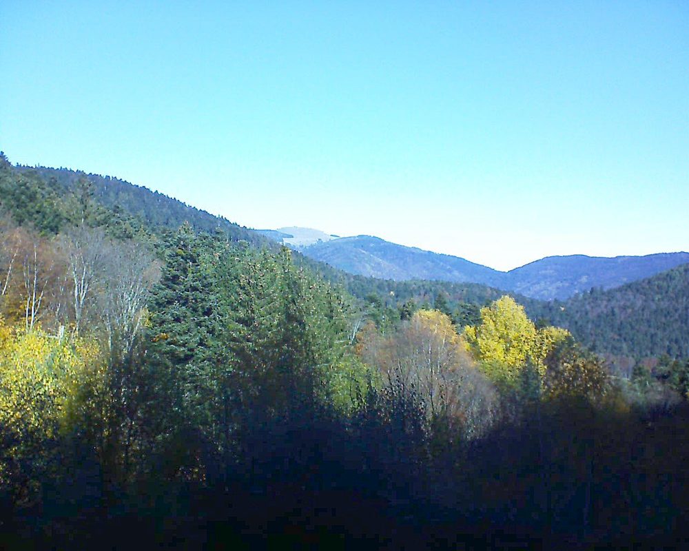 Le petit ballon vu depuis le Domaine Langmatt à Murbach le 14.11.2018 à 11:00 Le petit ballon (Alsace, Vosges) le 14.11.2018 à 11:00