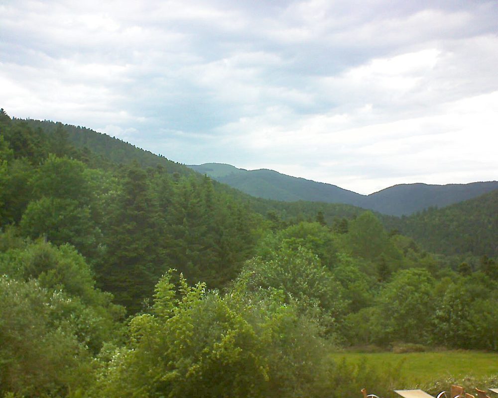 Le petit ballon vu depuis le Domaine Langmatt à Murbach le 07.06.2019 à 18:30 Le petit ballon (Alsace, Vosges) le 07.06.2019 à 18:30