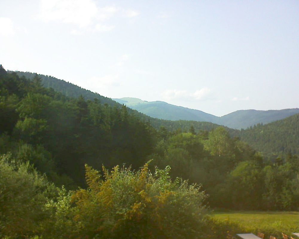Le petit ballon vu depuis le Domaine Langmatt à Murbach le 01.07.2019 à 18:30 Le petit ballon (Alsace, Vosges) le 01.07.2019 à 18:30