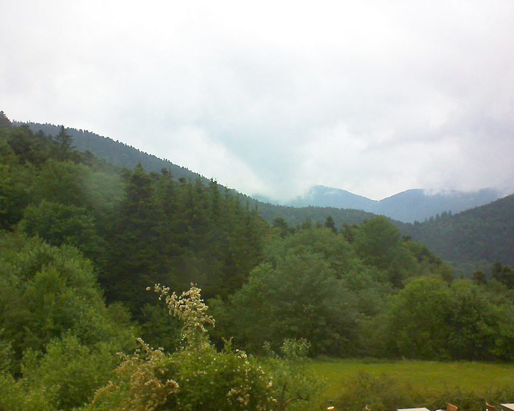 Le petit ballon vu depuis le Domaine Langmatt à Murbach le 10.06.2020 à 09:30 Le petit ballon (Alsace, Vosges) le 10.06.2020 à 09:30