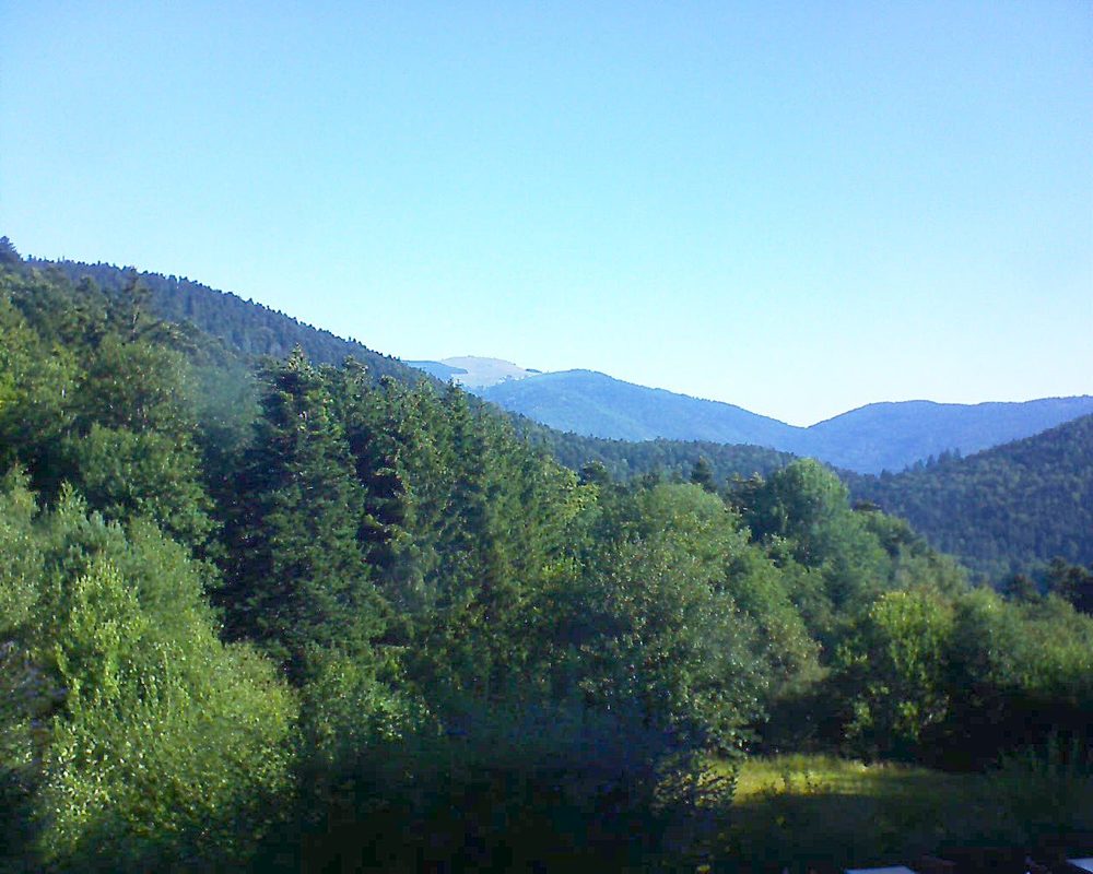 Le petit ballon vu depuis le Domaine Langmatt à Murbach le 07.08.2020 à 09:15 Le petit ballon (Alsace, Vosges) le 07.08.2020 à 09:15