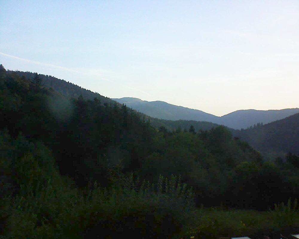Le petit ballon vu depuis le Domaine Langmatt à Murbach le 10.08.2020 à 06:45 Le petit ballon (Alsace, Vosges) le 10.08.2020 à 06:45