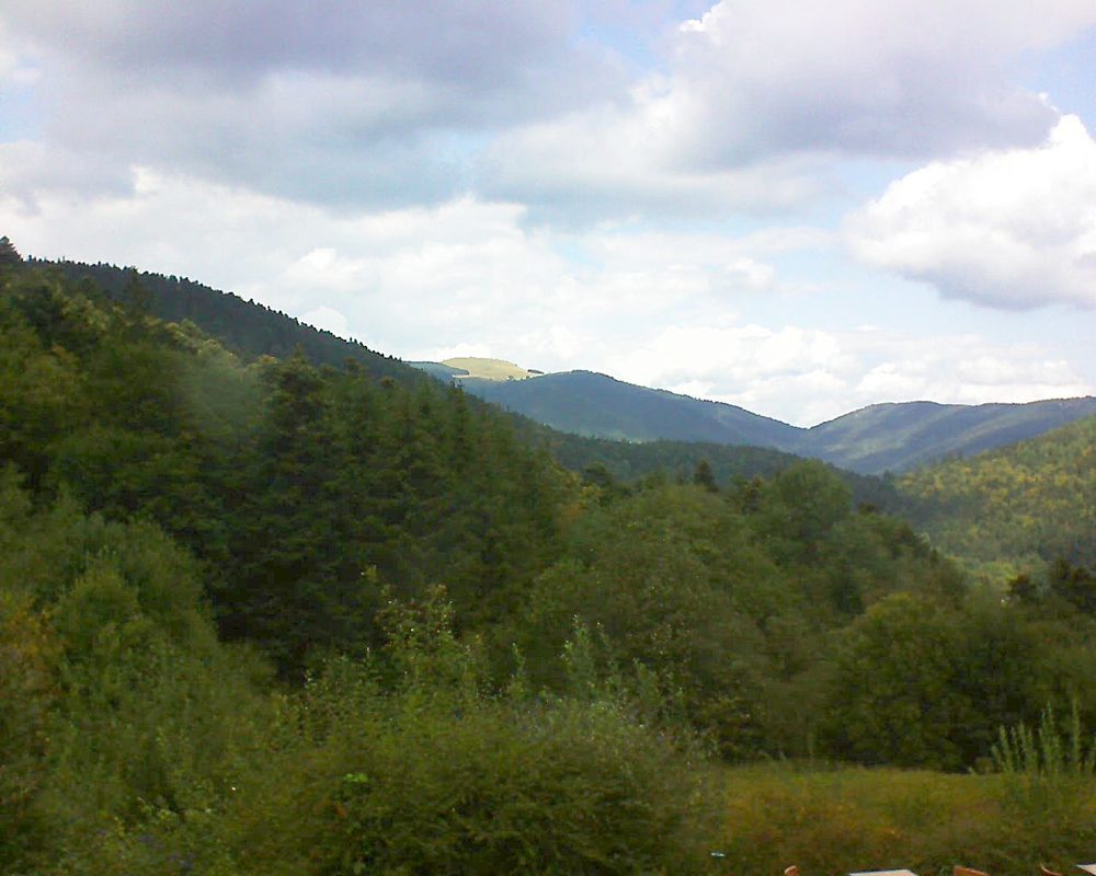 Le petit ballon vu depuis le Domaine Langmatt à Murbach le 02.09.2020 à 13:30 Le petit ballon (Alsace, Vosges) le 02.09.2020 à 13:30