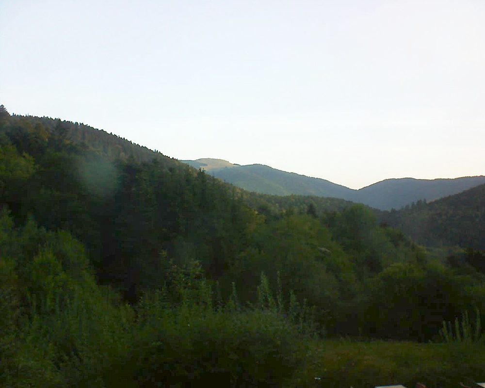 Le petit ballon vu depuis le Domaine Langmatt à Murbach le 13.09.2020 à 07:45 Le petit ballon (Alsace, Vosges) le 13.09.2020 à 07:45