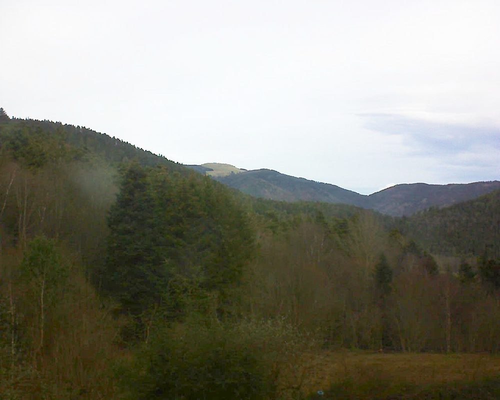 Le petit ballon vu depuis le Domaine Langmatt à Murbach le 23.12.2020 à 11:30 Le petit ballon (Alsace, Vosges) le 23.12.2020 à 11:30