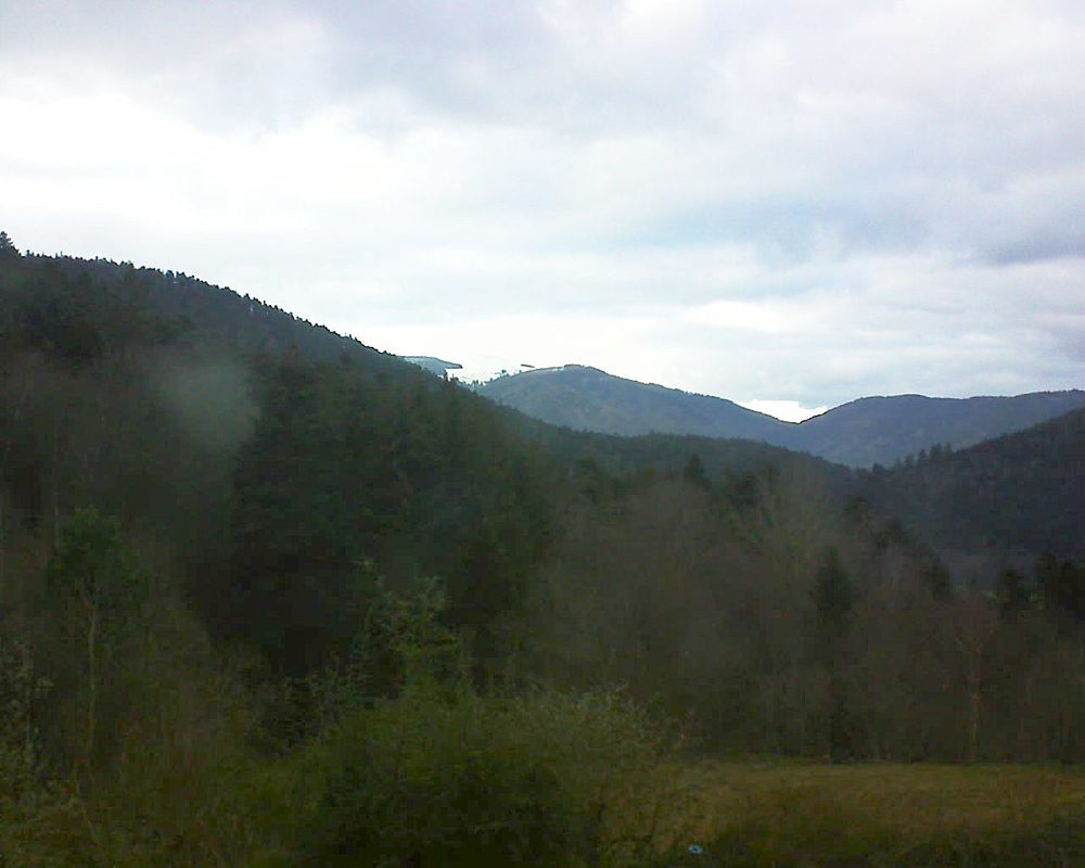 Le petit ballon vu depuis le Domaine Langmatt à Murbach le 26.12.2020 à 15:30 Le petit ballon (Alsace, Vosges) le 26.12.2020 à 15:30