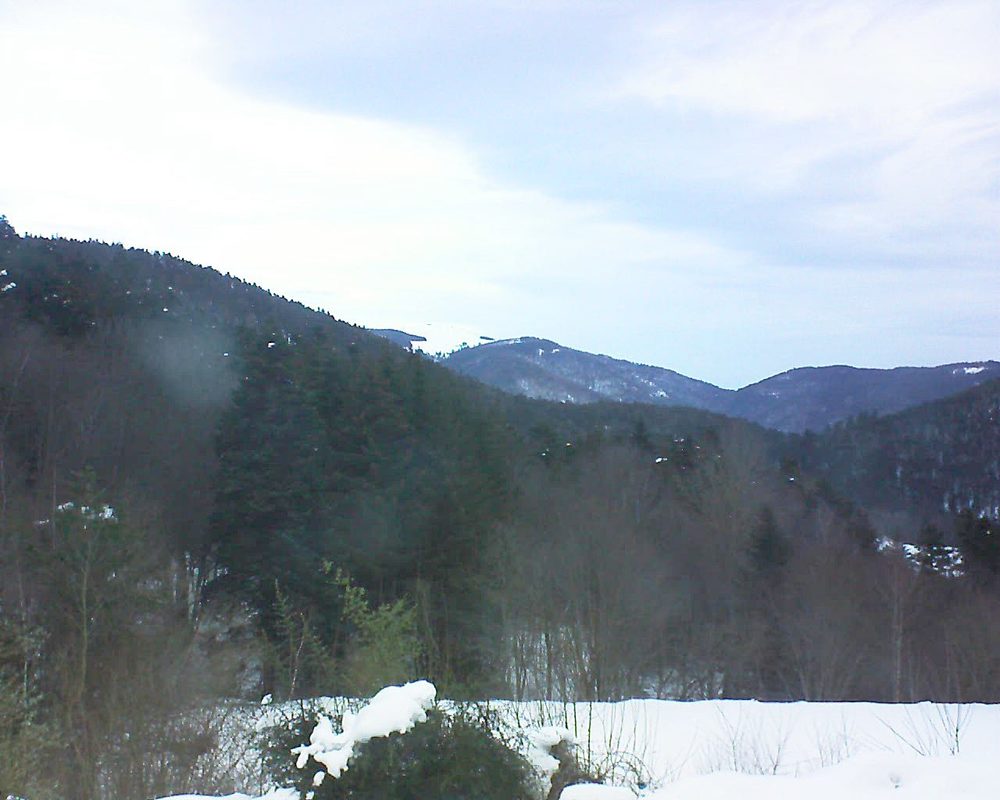 Le petit ballon vu depuis le Domaine Langmatt à Murbach le 20.01.2021 à 08:30 Le petit ballon (Alsace, Vosges) le 20.01.2021 à 08:30
