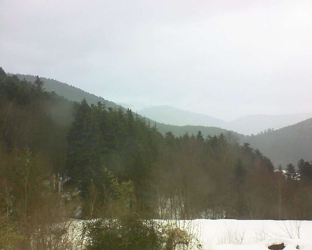 Le petit ballon vu depuis le Domaine Langmatt à Murbach le 21.01.2021 à 11:30 Le petit ballon (Alsace, Vosges) le 21.01.2021 à 11:30