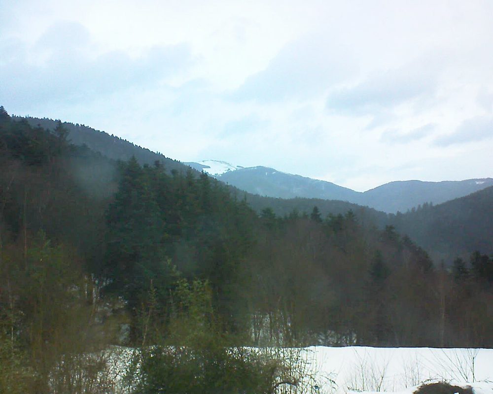 Le petit ballon vu depuis le Domaine Langmatt à Murbach le 22.01.2021 à 08:30 Le petit ballon (Alsace, Vosges) le 22.01.2021 à 08:30