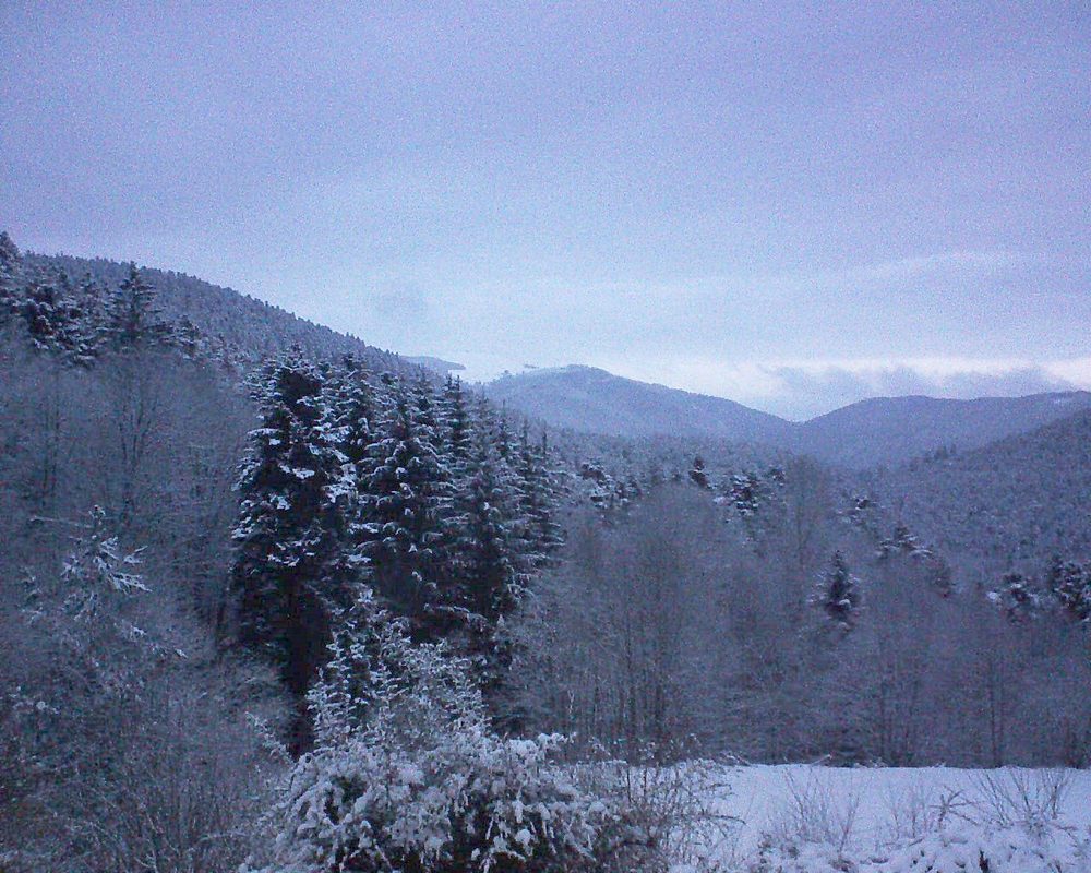 Le petit ballon vu depuis le Domaine Langmatt à Murbach le 11.02.2021 à 07:30 Le petit ballon (Alsace, Vosges) le 11.02.2021 à 07:30