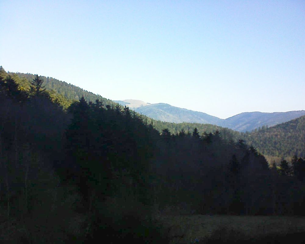 Le petit ballon vu depuis le Domaine Langmatt à Murbach le 02.03.2021 à 09:15 Le petit ballon (Alsace, Vosges) le 02.03.2021 à 09:15