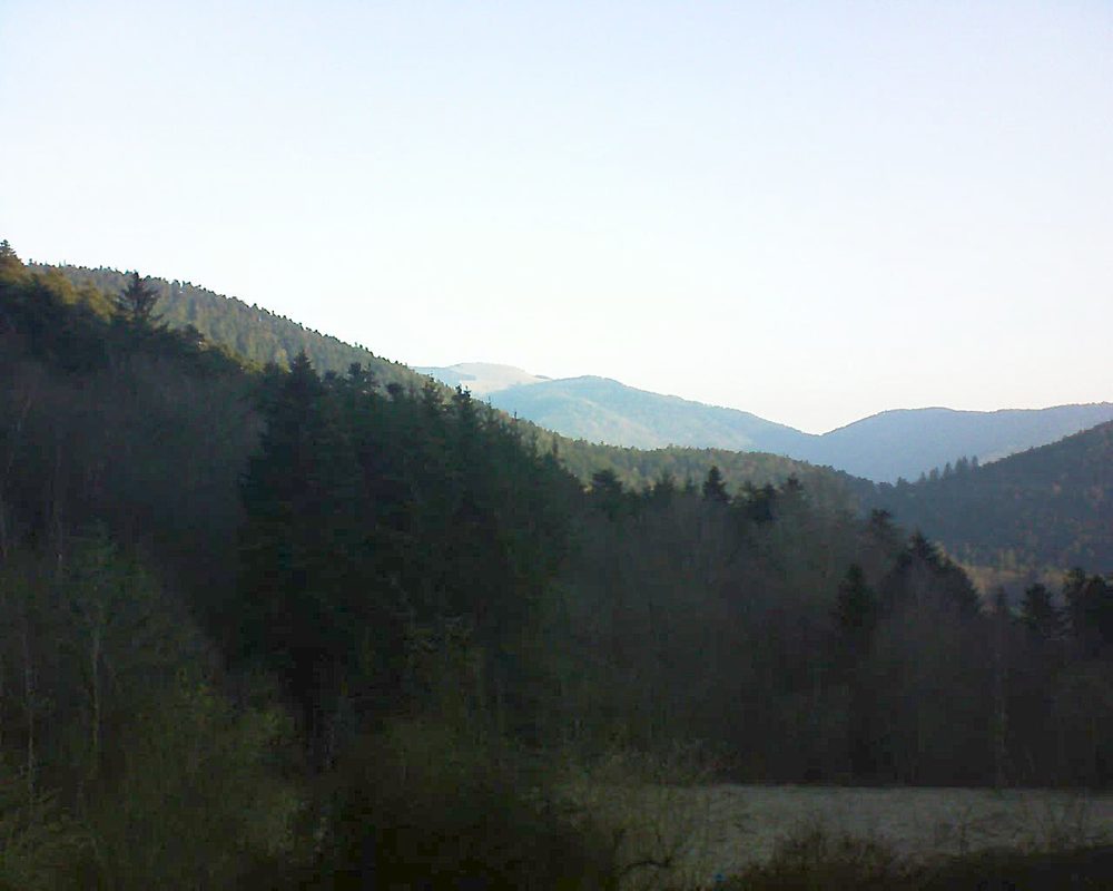 Le petit ballon vu depuis le Domaine Langmatt à Murbach le 08.03.2021 à 07:45 Le petit ballon (Alsace, Vosges) le 08.03.2021 à 07:45