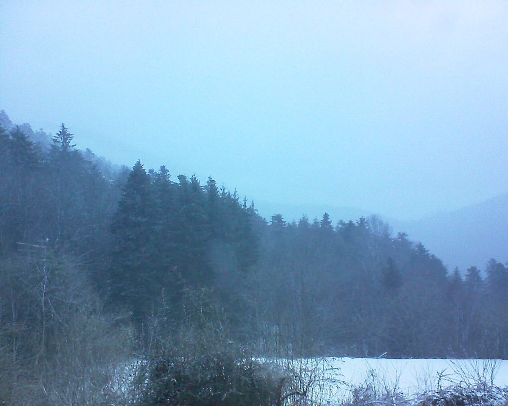 Le petit ballon vu depuis le Domaine Langmatt à Murbach le 15.03.2021 à 07:00 Le petit ballon (Alsace, Vosges) le 15.03.2021 à 07:00