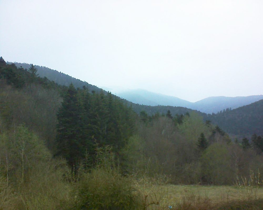 Le petit ballon vu depuis le Domaine Langmatt à Murbach le 13.04.2021 à 07:30 Le petit ballon (Alsace, Vosges) le 13.04.2021 à 07:30