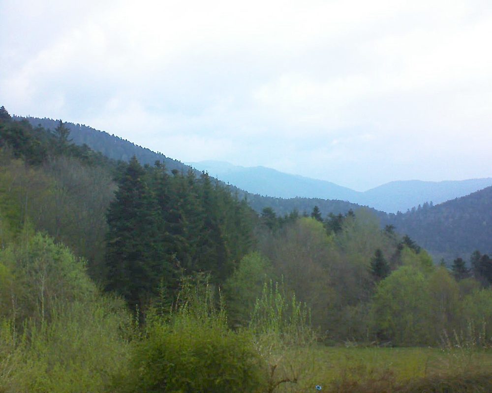 Le petit ballon vu depuis le Domaine Langmatt à Murbach le 29.04.2021 à 08:00 Le petit ballon (Alsace, Vosges) le 29.04.2021 à 08:00
