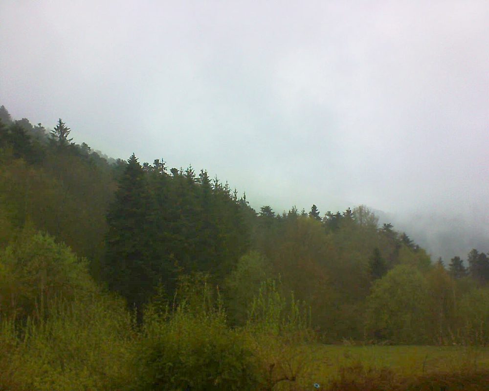 Le petit ballon vu depuis le Domaine Langmatt à Murbach le 01.05.2021 à 16:15 Le petit ballon (Alsace, Vosges) le 01.05.2021 à 16:15
