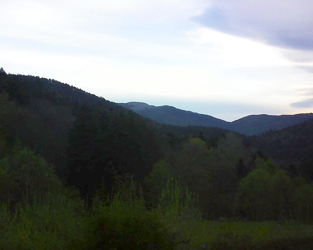 Le petit ballon vu depuis le Domaine Langmatt à Murbach le 04.05.2021 à 07:15 Le petit ballon (Alsace, Vosges) le 04.05.2021 à 07:15