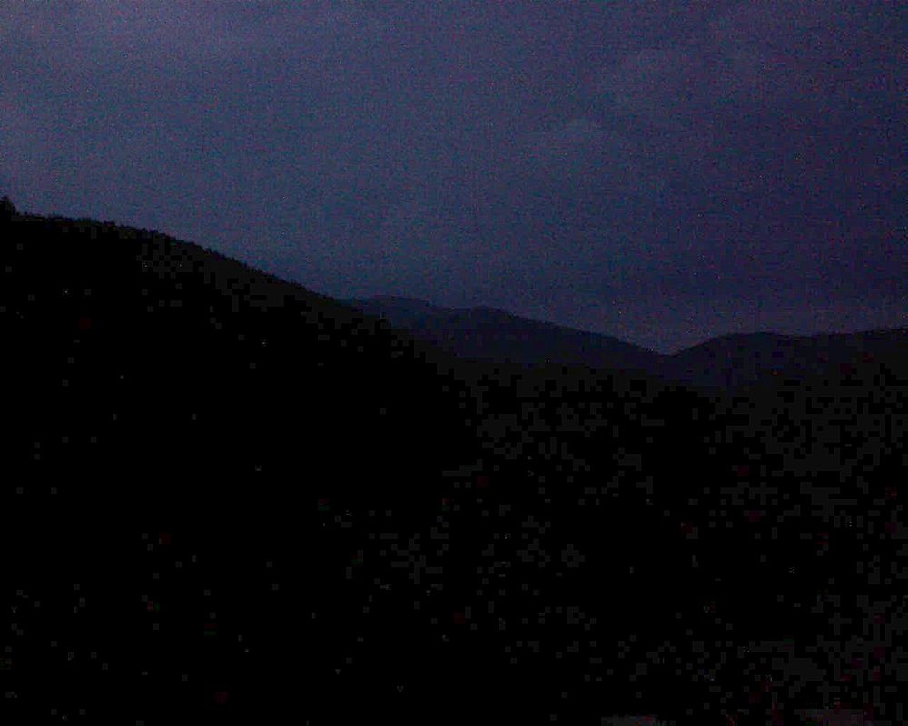 Le petit ballon vu depuis le Domaine Langmatt à Murbach le 09.06.2021 à 22:00 Le petit ballon (Alsace, Vosges) le 09.06.2021 à 22:00