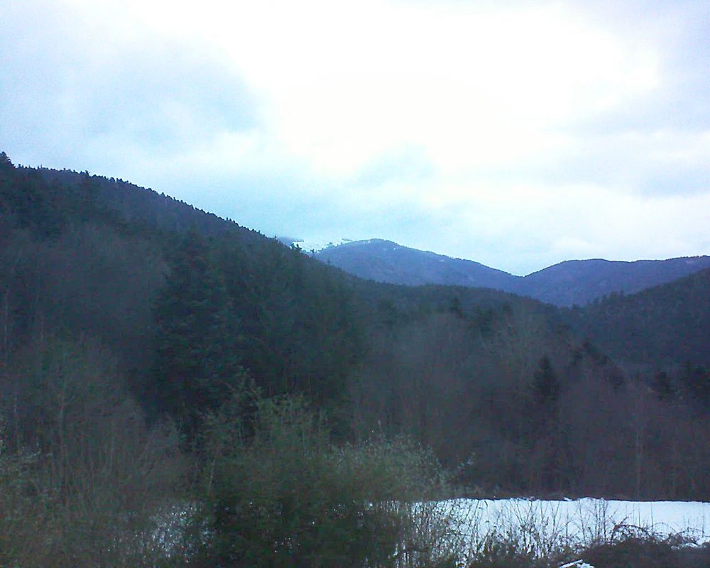 Le petit ballon vu depuis le Domaine Langmatt à Murbach le 20.01.2022 à 08:15 Le petit ballon (Alsace, Vosges) le 20.01.2022 à 08:15