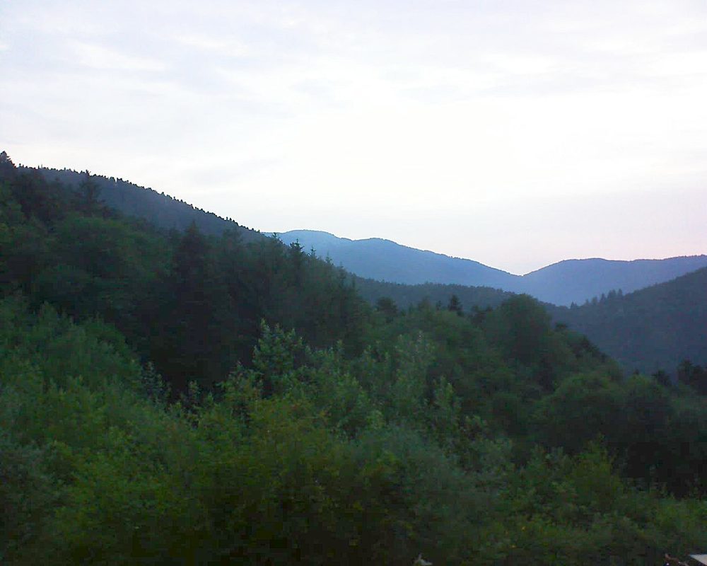 Le petit ballon vu depuis le Domaine Langmatt à Murbach le 21.06.2022 à 05:45 Le petit ballon (Alsace, Vosges) le 21.06.2022 à 05:45