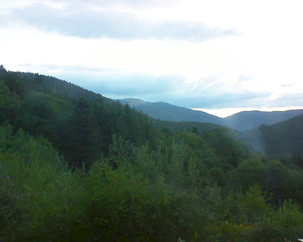 Le petit ballon vu depuis le Domaine Langmatt à Murbach le 26.07.2022 à 06:15 Le petit ballon (Alsace, Vosges) le 26.07.2022 à 06:15