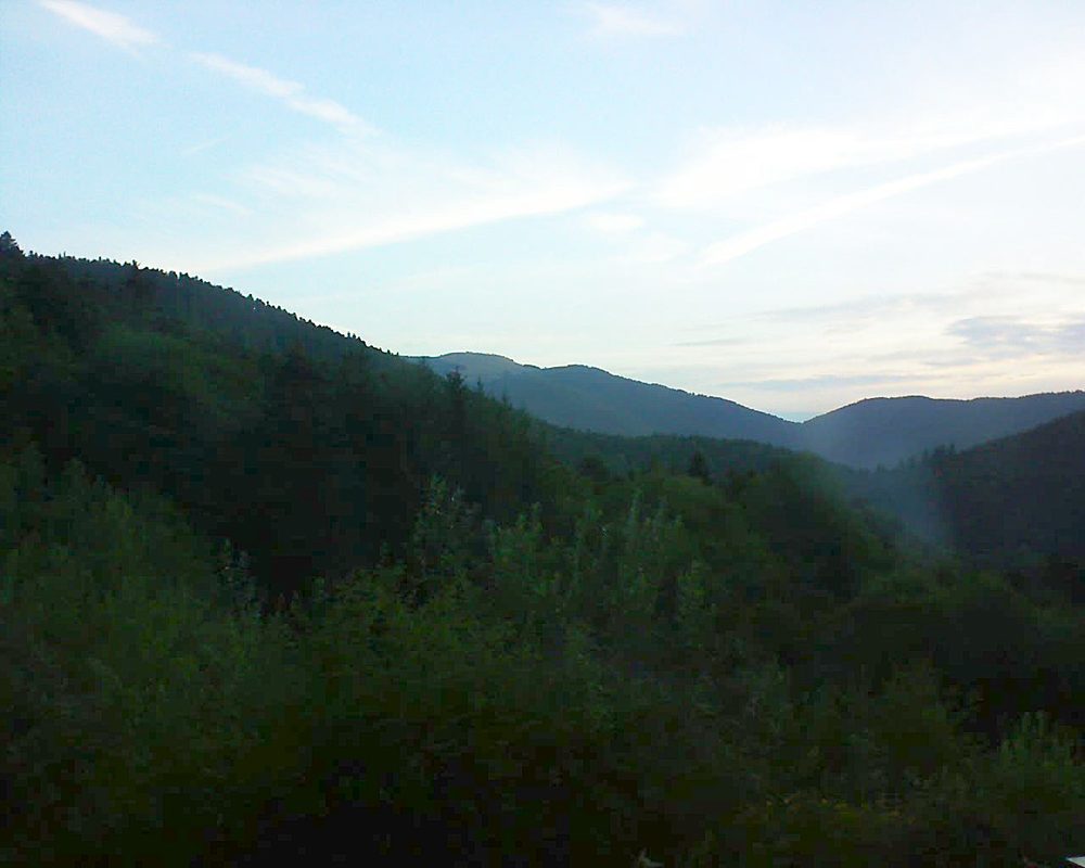 Le petit ballon vu depuis le Domaine Langmatt à Murbach le 31.07.2022 à 06:15 Le petit ballon (Alsace, Vosges) le 31.07.2022 à 06:15