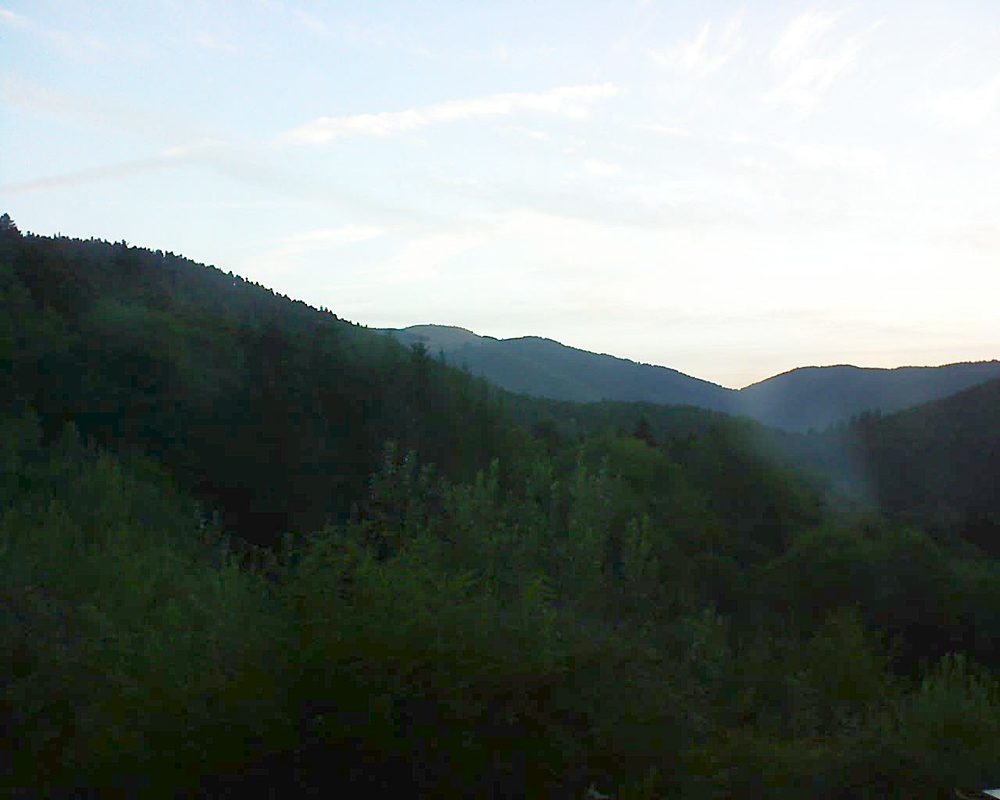 Le petit ballon vu depuis le Domaine Langmatt à Murbach le 04.08.2022 à 06:15 Le petit ballon (Alsace, Vosges) le 04.08.2022 à 06:15