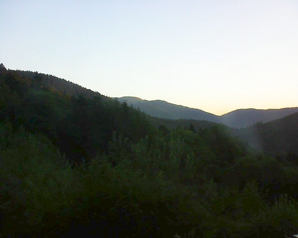 Le petit ballon vu depuis le Domaine Langmatt à Murbach le 09.08.2022 à 06:30 Le petit ballon (Alsace, Vosges) le 09.08.2022 à 06:30