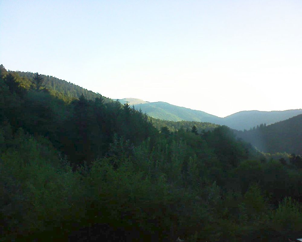 Le petit ballon vu depuis le Domaine Langmatt à Murbach le 10.08.2022 à 07:15 Le petit ballon (Alsace, Vosges) le 10.08.2022 à 07:15